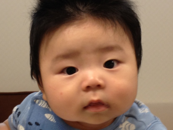 赤ちゃん 赤ちゃん